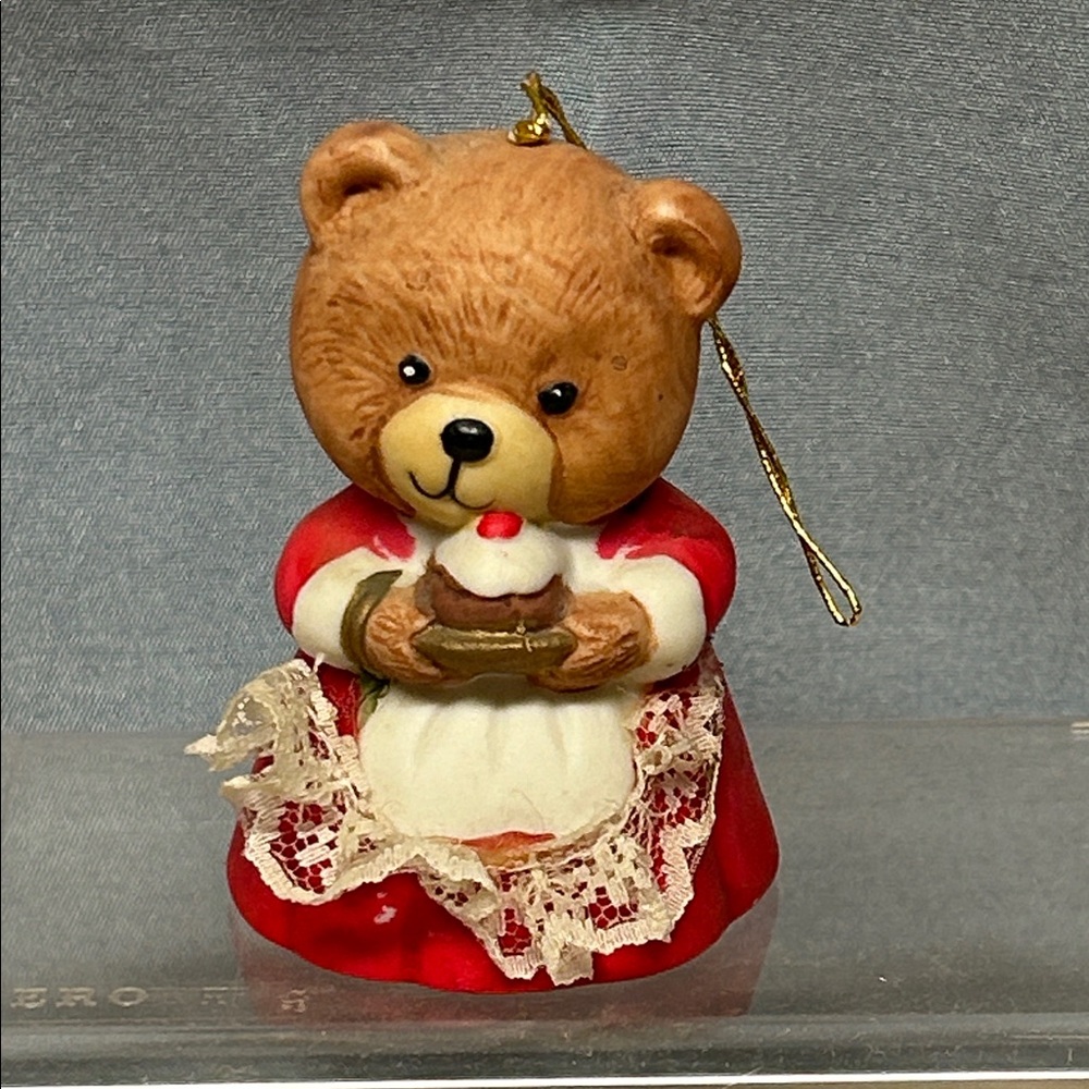 Vintage Jasco L'il Chimer Handpainted Bisque Porcelain Bell Ornament: Momma Bear